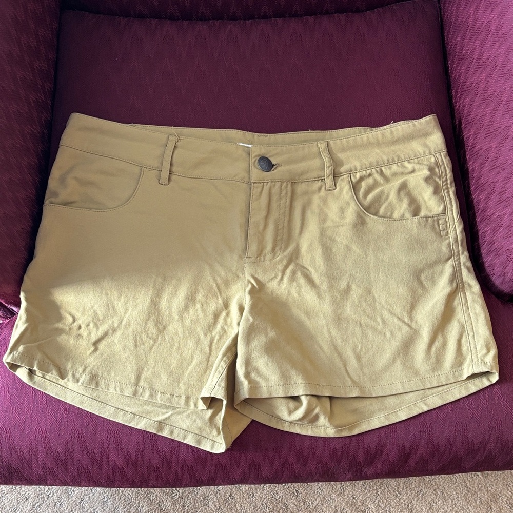Flylow Khaki Women's Shorts